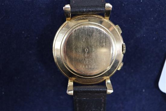 A gentlemans 18k gold Arcadia wrist chronograph